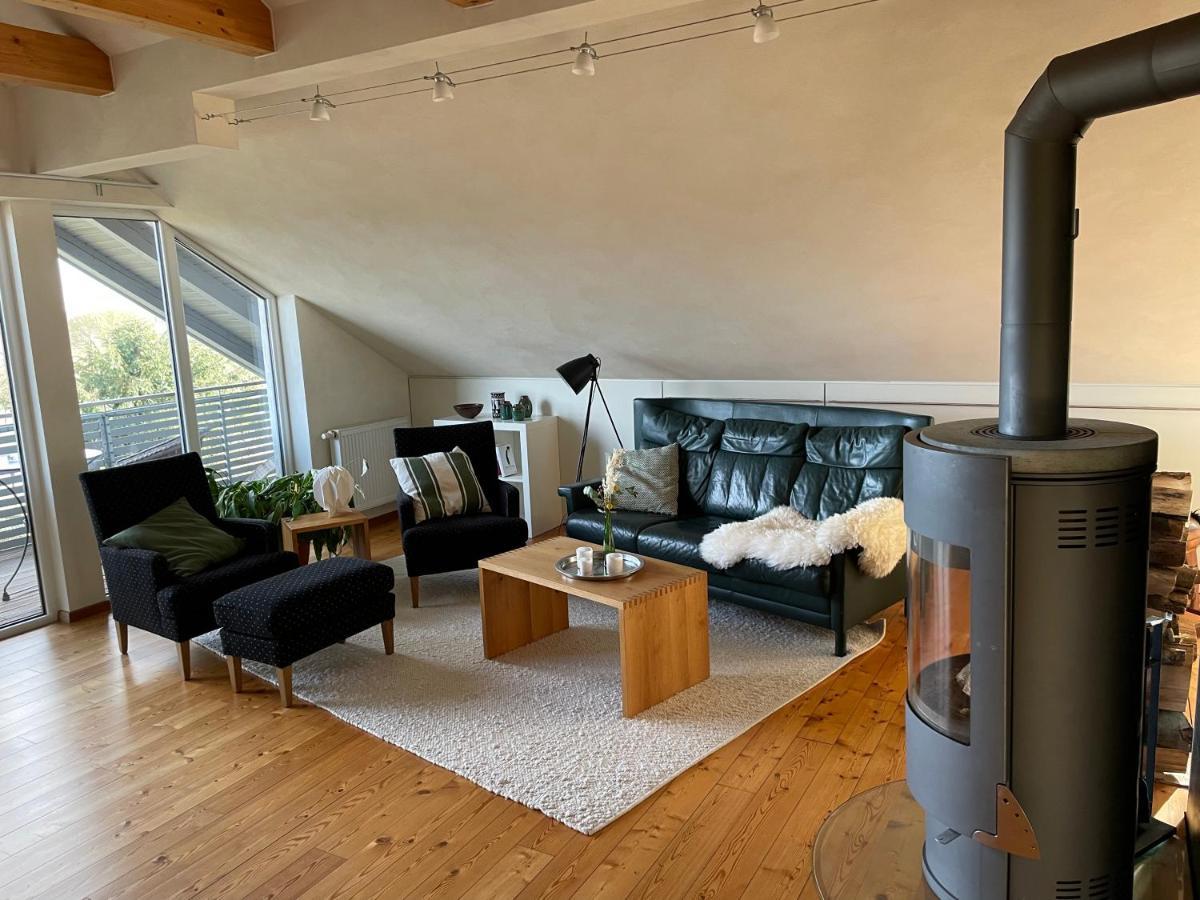 Ferienwohnung Nussbaum-Nest Hausen  Exterior photo